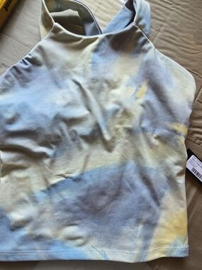 Interval Yoga Tank Medium NWT - Make Up Stain See Photos